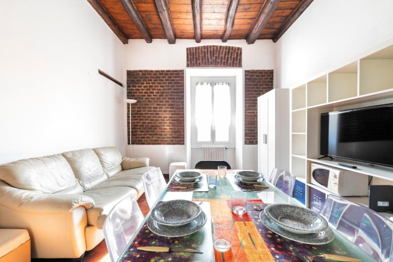 Porta Romana & Bocconi Cosy Apartment Milánó Kültér fotó