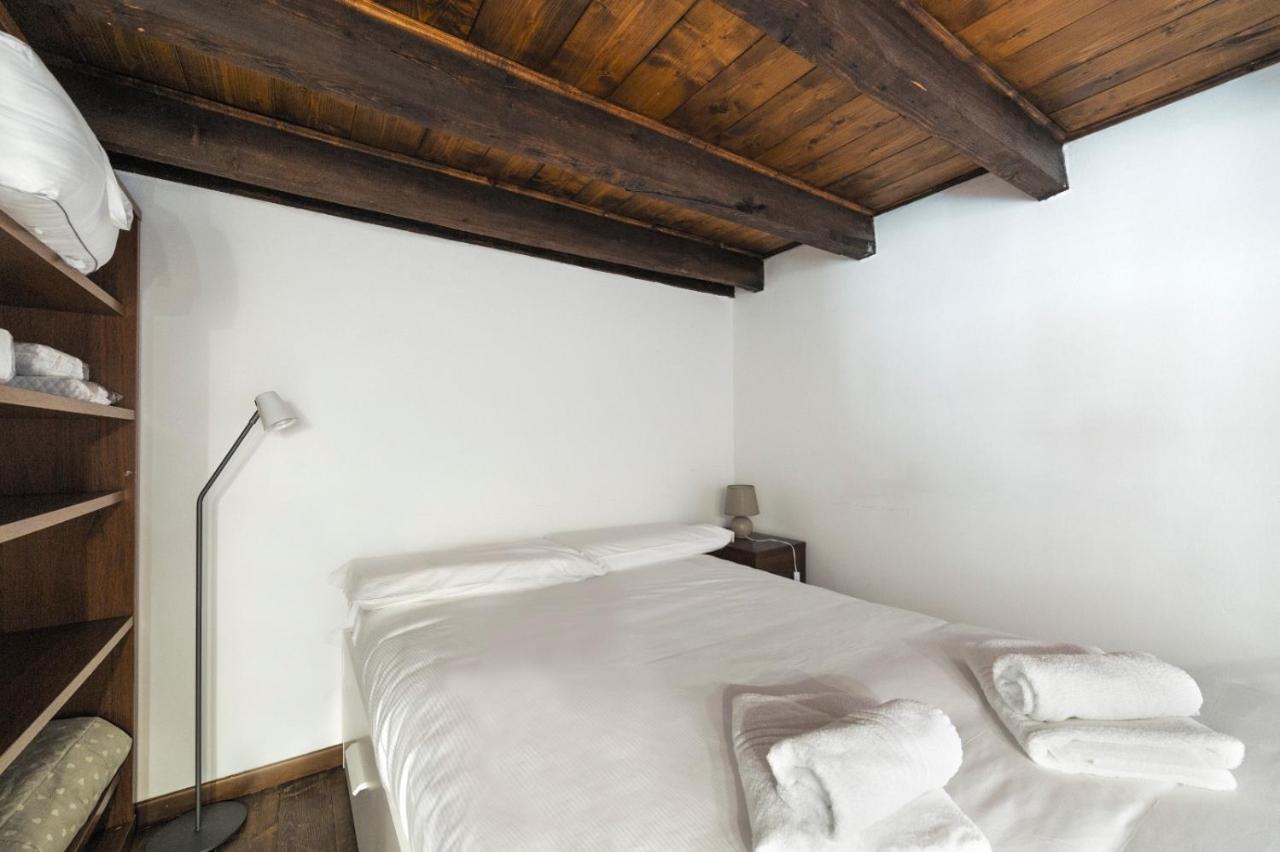 Porta Romana & Bocconi Cosy Apartment Milánó Kültér fotó