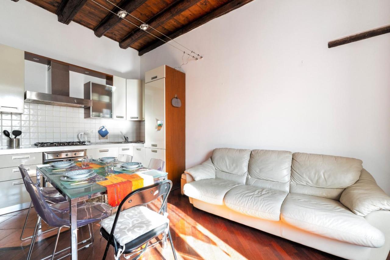 Porta Romana & Bocconi Cosy Apartment Milánó Kültér fotó
